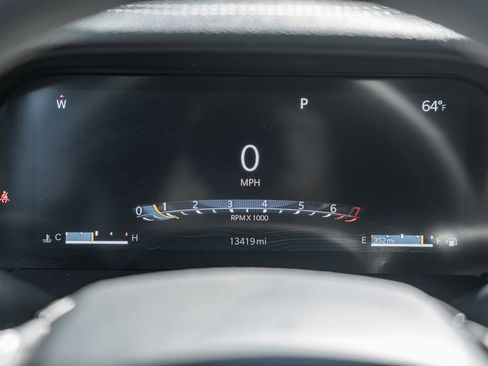 Used 2024 Jeep Grand Cherokee Limited image 44