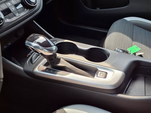 Used 2024 Buick Envista Preferred w/ Convenience I Package FWD image 13