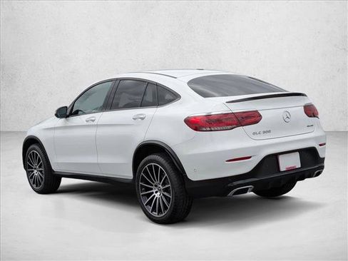 Used 2022 Mercedes-Benz GLC 300 4MATIC Coupe image 8
