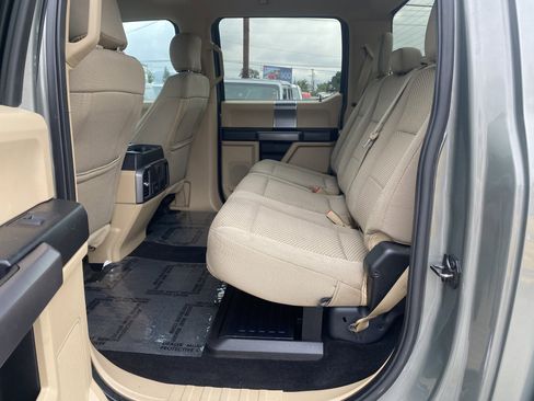 Used 2019 Ford F250 XLT w/ XLT Premium Package image 17