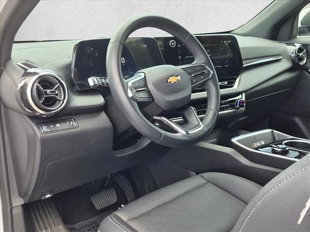 Used 2026 Chevrolet Equinox LT w/ Convenience Package II FWD image 10