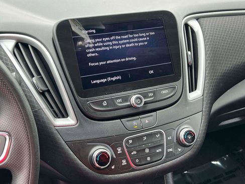 Used 2024 Chevrolet Malibu LT FWD image 12