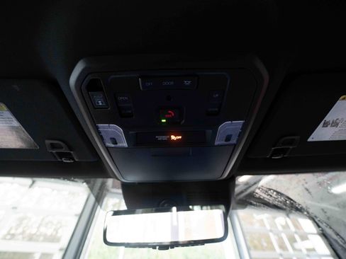 Used 2024 Toyota Tacoma Limited image 18