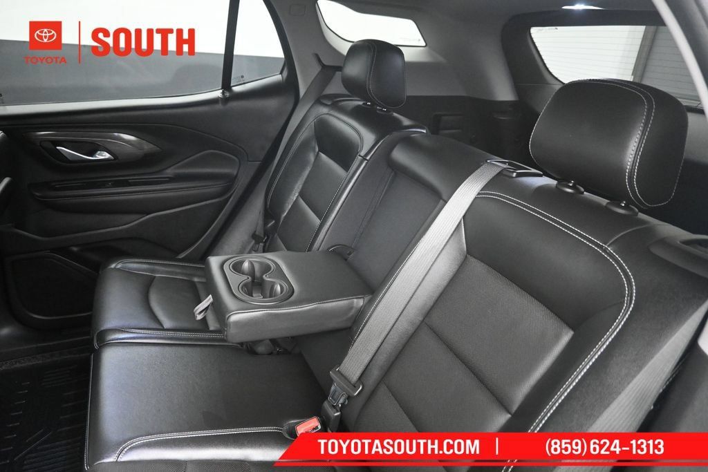 Used 2023 GMC Terrain SLT FWD image 24