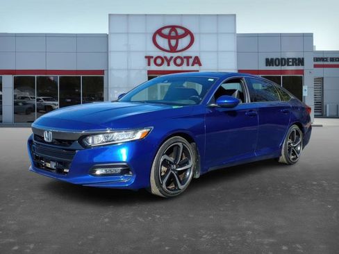 Used 2018 Honda Accord Sport image 1