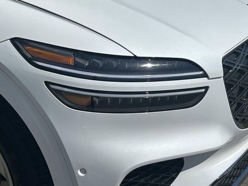 New 2026 Genesis GV70 2.5T Advanced image 10