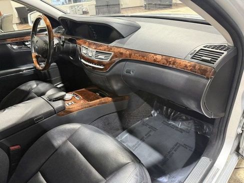 Used 2010 Mercedes-Benz S 550 4MATIC image 21