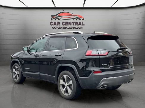 Used 2020 Jeep Cherokee Limited image 3