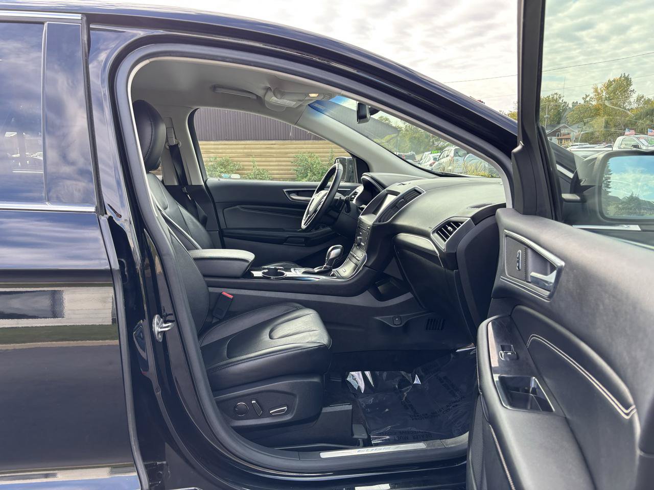 Used 2016 Ford Edge Titanium AWD/4WD image 42