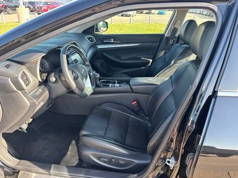 Used 2019 Nissan Maxima 3.5 SV FWD image 16