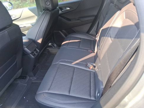 Used 2026 Chevrolet Equinox LT w/ Convenience Package II FWD image 14
