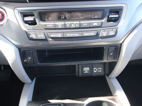 Used 2022 Honda Pilot EX-L image 18