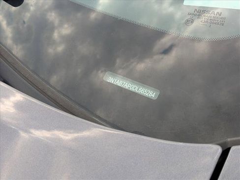 Used 2013 Nissan Sentra SL w/ Leather Pkg FWD image 12