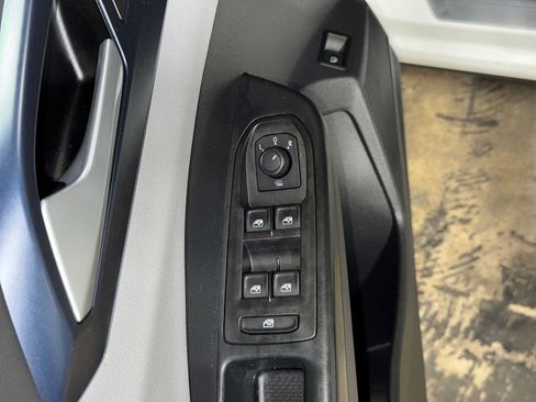 Used 2022 Volkswagen Taos SE AWD/4WD image 22