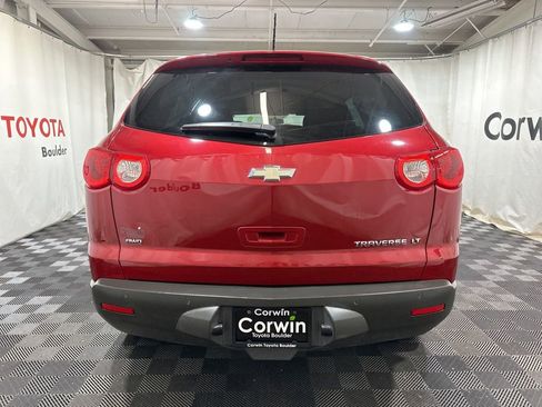 Used 2012 Chevrolet Traverse LT image 18