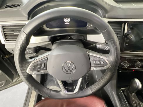 Used 2022 Volkswagen Atlas Cross Sport SEL Premium R-Line image 11