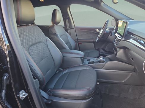 New 2026 Ford Escape ST-Line w/ Tech Pack #1 image 28