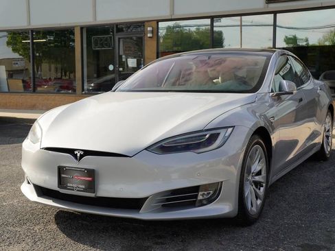 Used 2017 Tesla Model S 100D AWD/4WD image 3