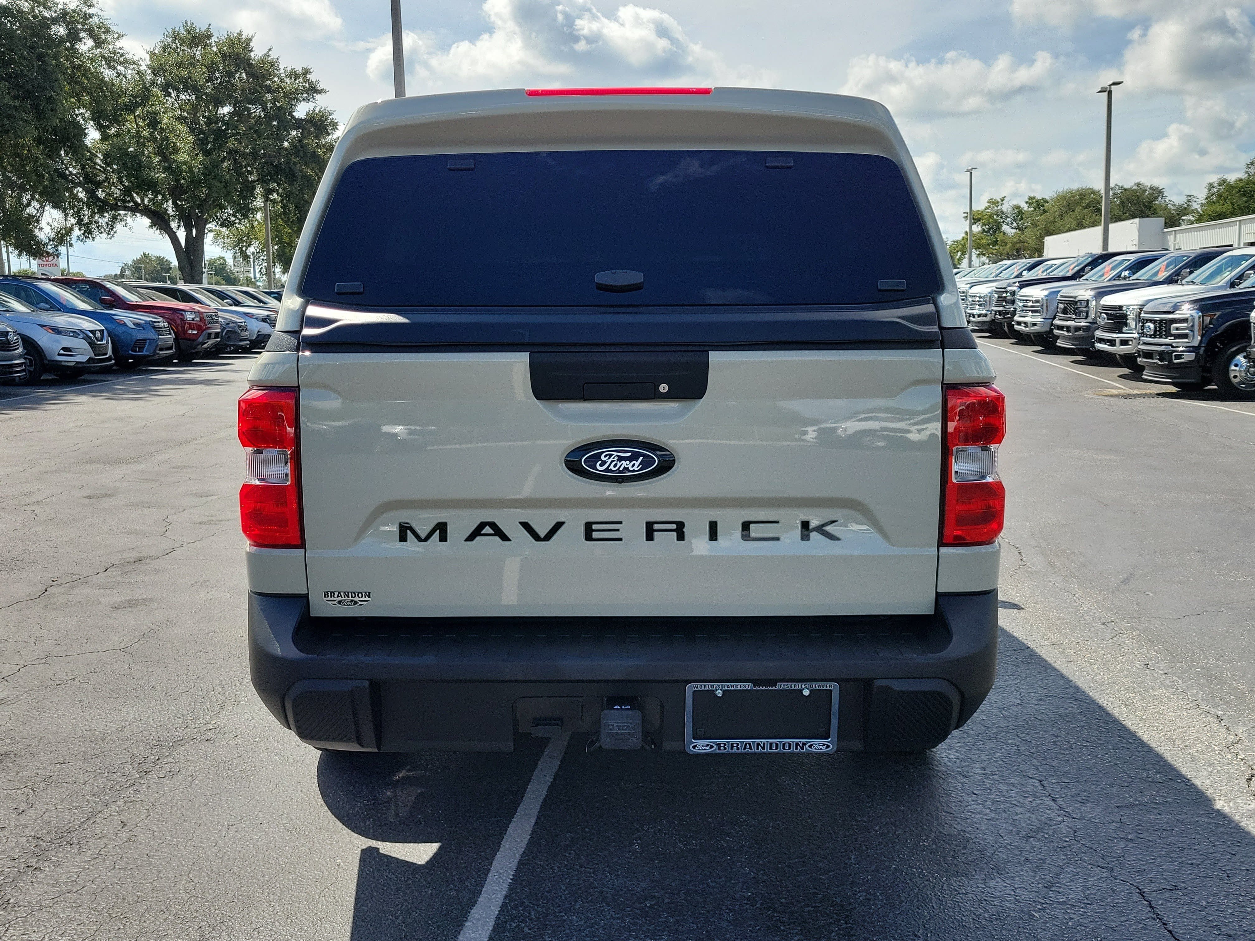 Certified 2025 Ford Maverick XLT FWD image 8