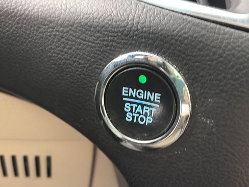 Used 2015 Ford Edge Titanium w/ Equipment Group 302A AWD/4WD image 23