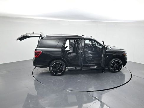 Certified 2024 Ford Expedition Limited image 47