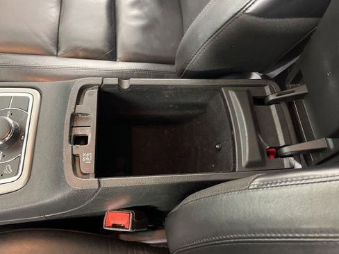 Used 2020 Jeep Grand Cherokee Limited image 29