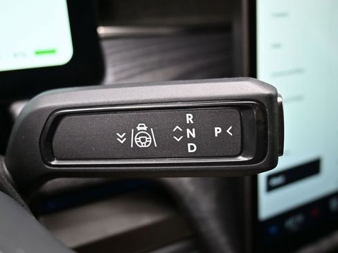 Used 2022 Rivian R1S Launch Edition image 20