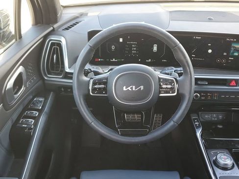 Certified 2025 Kia Sorento SX Prestige image 13