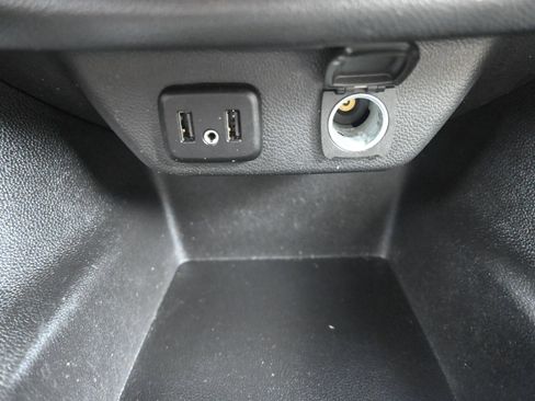 Used 2023 Chevrolet Traverse LS FWD image 20
