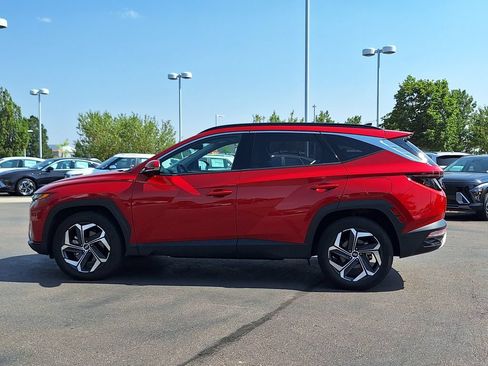 Certified 2022 Hyundai Tucson Limited w/ Cargo Package AWD/4WD image 6