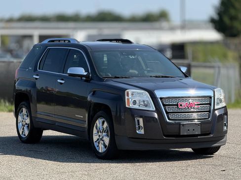Used 2015 GMC Terrain SLT AWD/4WD image 1