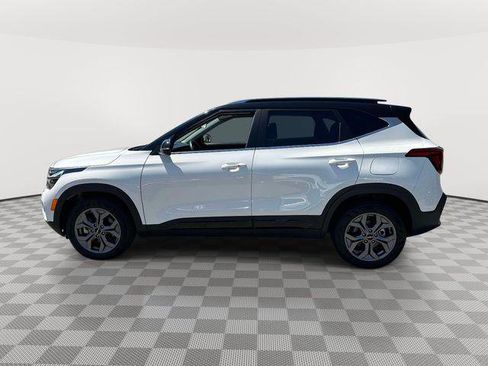 Used 2024 Kia Seltos S AWD/4WD image 6