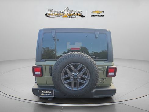Used 2026 Jeep Wrangler Sport AWD/4WD image 7