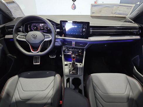 New 2026 Volkswagen Jetta GLI Autobahn FWD image 9