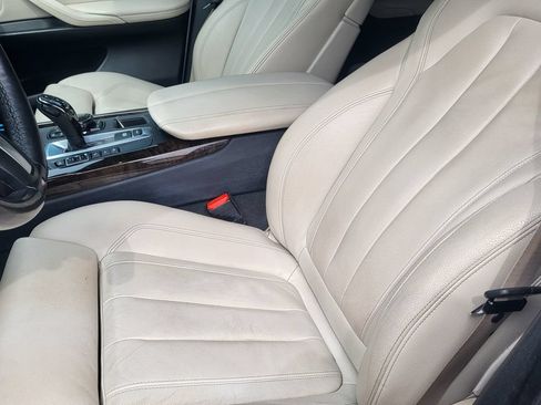 Used 2014 BMW X5 xDrive50i AWD/4WD image 15