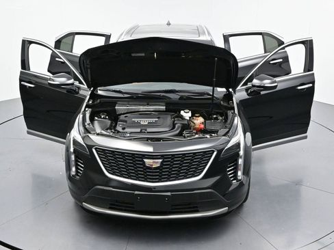 Certified 2022 Cadillac XT4 Premium Luxury w/ Enhanced Visibility Package AWD/4WD image 43