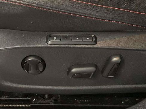 Used 2020 Volkswagen Jetta GLI Autobahn FWD image 11