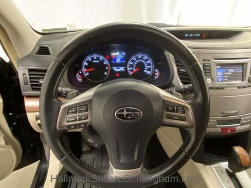 Used 2014 Subaru Outback 3.6R Limited w/ Moonroof Package image 23