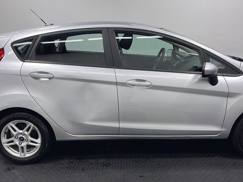 Used 2018 Ford Fiesta SE FWD image 20