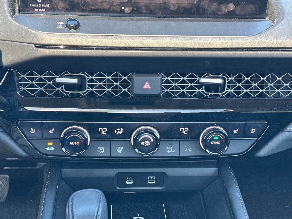 Used 2023 Honda Accord Touring image 24