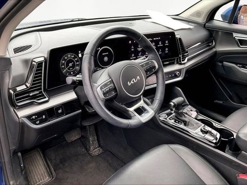 Used 2023 Kia Sportage SX image 18