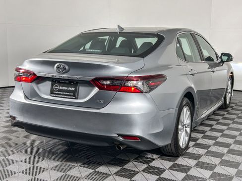 Used 2022 Toyota Camry LE w/ Carpet Mat Package (TMS) image 8