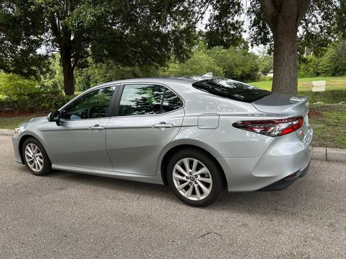 Used 2023 Toyota Camry LE FWD image 4