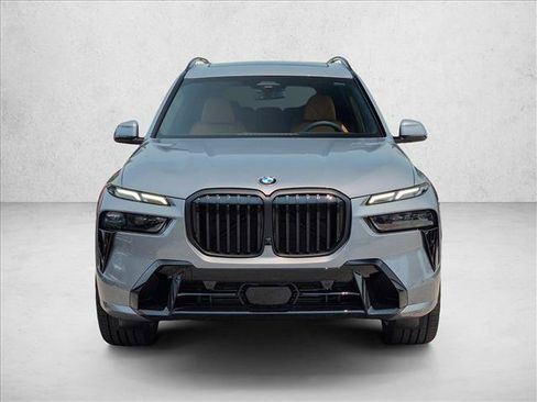 New 2027 BMW X7 xDrive40i w/ M Sport Package AWD/4WD image 6