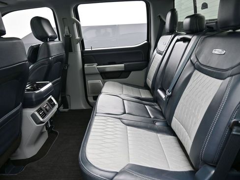 Used 2021 Ford F150 Limited image 14