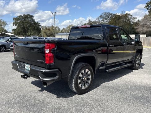 Used 2024 Chevrolet Silverado 2500 Custom w/ Custom Value Package AWD/4WD image 5