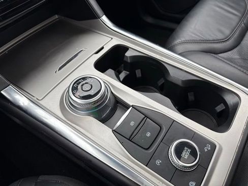 Used 2023 Ford Explorer Platinum w/ Technology Package image 26