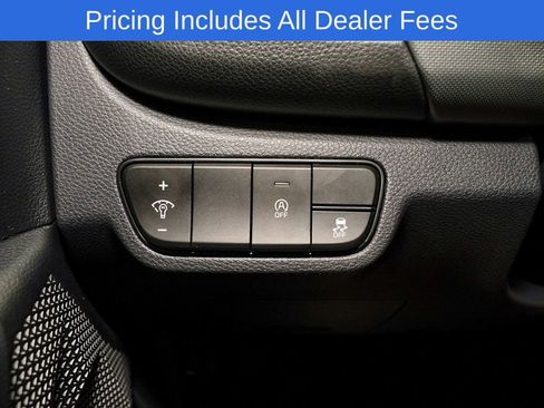 New 2026 Kia Seltos LX FWD image 18