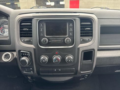 Used 2018 RAM 1500 Express w/ Express Value Package AWD/4WD image 16