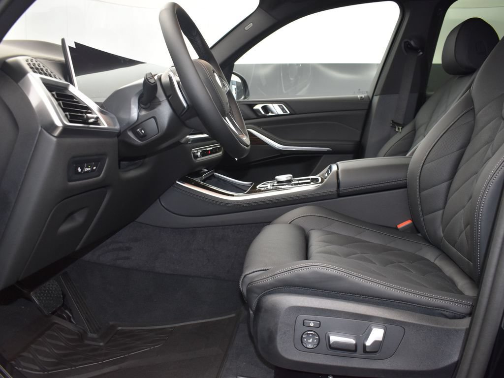 Certified 2026 BMW X5 sDrive40i RWD image 12